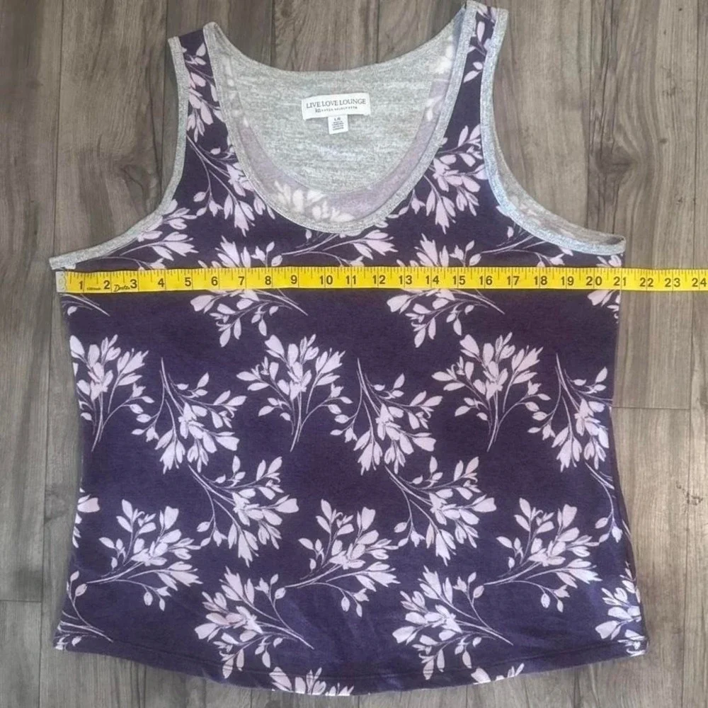 Karen Neuburger Purple and Gray Floral‎ Pajama.size L. Ultra soft sleeping shirt